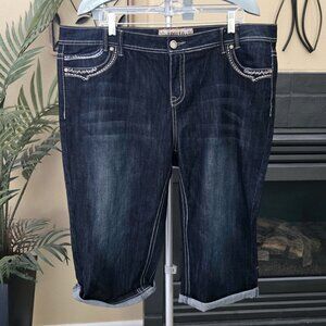 NWOT Apollo sz 19/20 dark wash denim jean capris